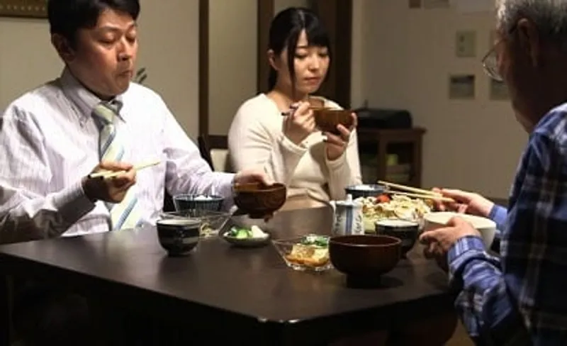 [nsps-436] bà xã trẻ và người bố già ai uehara